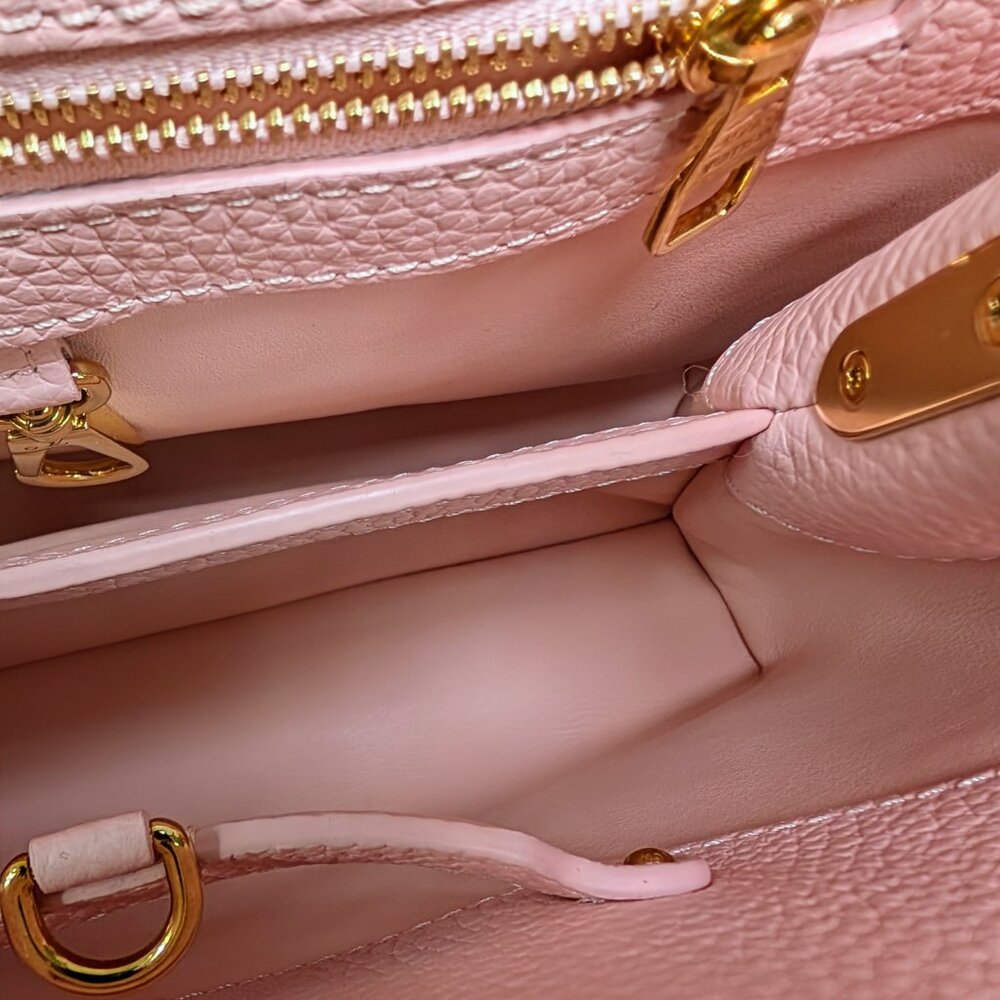 Louis Vuitton Rare Pink and Cream Capucines BB in Grained Taurillon Leather - Picture 9 of 16